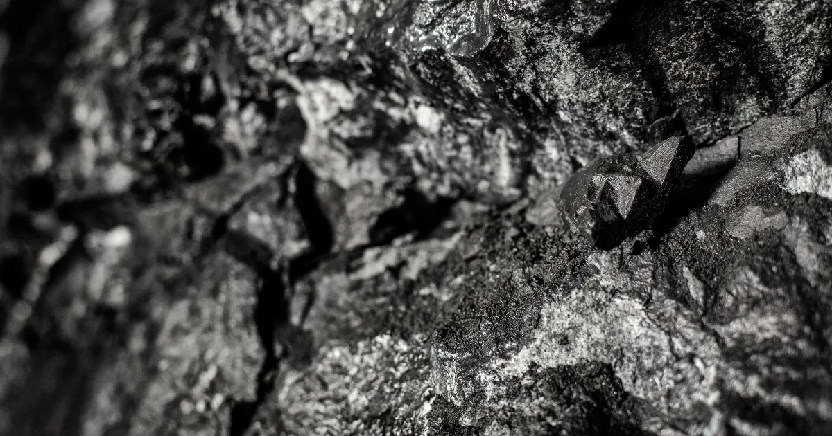 an image showing iron ore